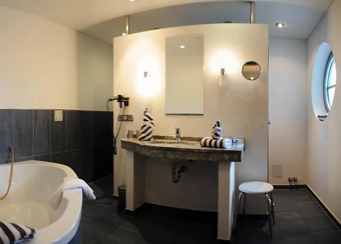 Hotel Hotel-restaurant Thomsen 3*